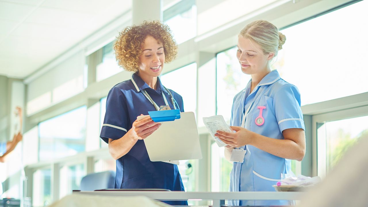 Mastering Nurse Discharge Notes: Safety, Details, & Risk