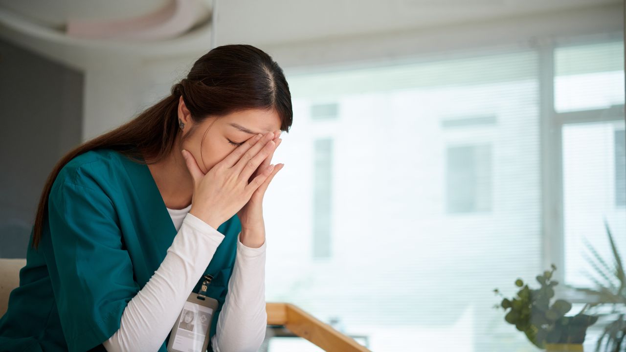 Master De-escalation: Top Nursing Strategies for Safety